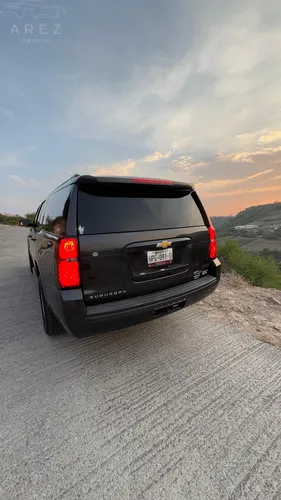 Chevrolet Suburban 5.3 Ltz Mt