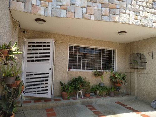 Imagen 3 de 14 de 139337 Liliana Trias 04140432833 Casa Venta Naguanagua