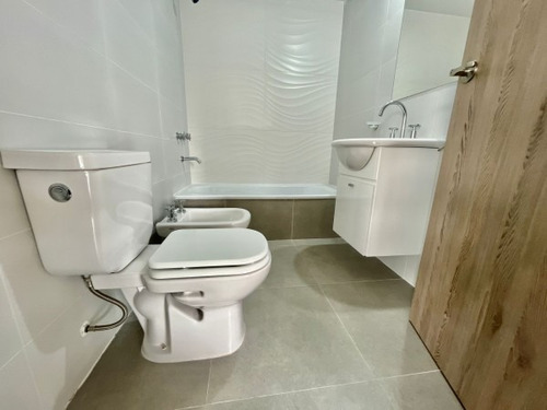 Imagen 6 de 24 de Departamento Tres Ambientes, A Estrenar!! (villa Lugano) Murguiondo 3899