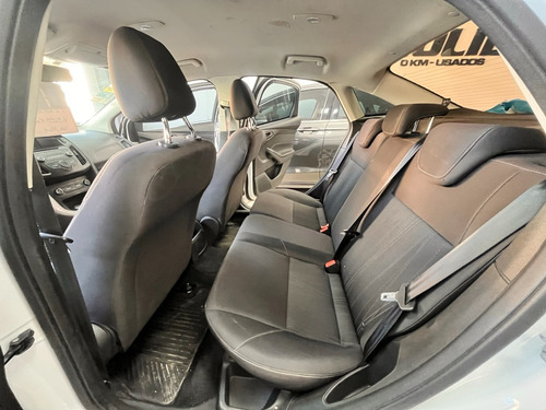 Ford Focus III 1.6 Sedan S