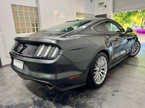Ford Mustang 5.0 Gt 421cv