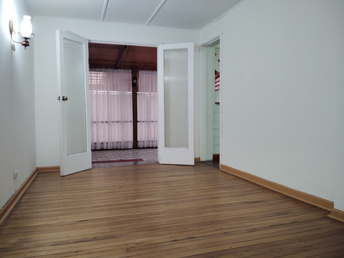 Isabel Riquelme, Casa Dos Pisos, Solida, Pareada