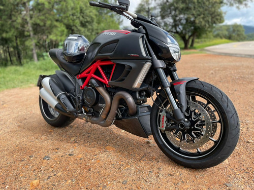 Ducati Diavel Carbon