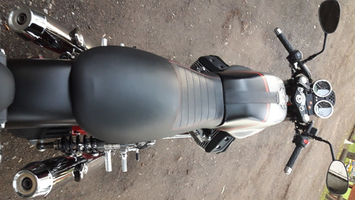 Imagen 3 de 7 de Moto Guzzi V7ii Racer