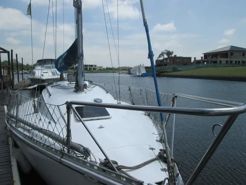 Velero Pandora 27