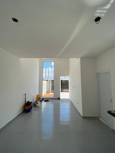 Imagem 8 de 14 de Excelente Casa No Bopiranga 3 Dorm 1 Suíte E Piscina