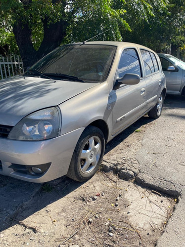 Renault Clio 2007 1.6 Privilege