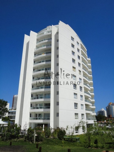 Apartamento De 3 Dormitorios, Zona Playa Brava- Ref: 1086