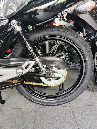 En125 Suzuki