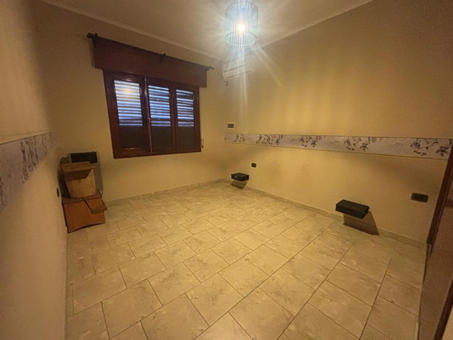 Excelente Casa En Alquiler Zona Sur