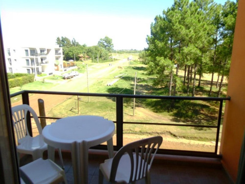 Imagen 8 de 18 de Departamento - Colon