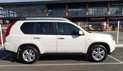 Nissan X-Trail 2.5 Advance Mt