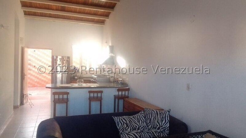 Imagen 30 de 30 de Casa En Alquiler En Cabudare, Lara, En La Av Ribereña, Conjunto Cerrado, Amoblada, Tanque, Código Flex 23-21499, Dds, 31/03