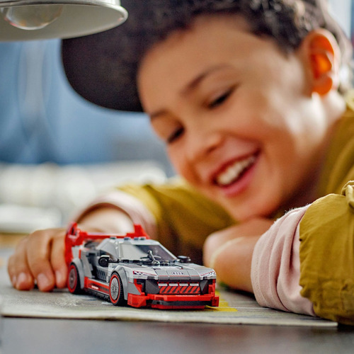 Lego Speed Champions Audi S1 E-tron Quattro 76921