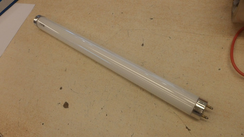 Tubo Fluorescente T8 10w Luz Dia 33cm China 2.5cm E4254