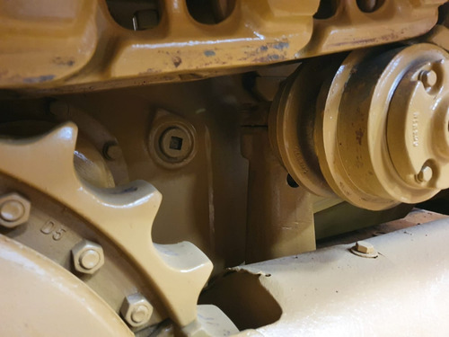 Imagem 10 de 11 de Trator Esteiras Caterpillar D5e Embreagem 1998