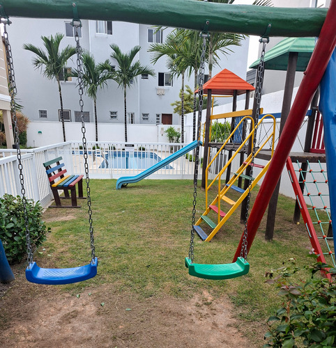 Vendo Apartamento 2 Quartos, Suite No Centrinho De Ingleses