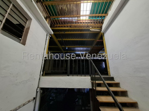 Edificio En Venta En Av Miranda Maracay Excelente Ubicacion 3 Niveles Deposito Areas Oficinas Ascensor De Carga Y Mas Alto Trafico Estef 25-12253
