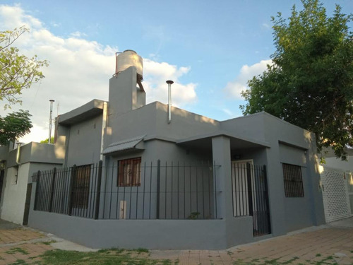 Casa En Venta En Ituzaingo Sur