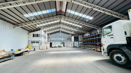 Puerta Sur Nave Industrial De 1.300 M2. Acceso Ruta 5 Sur 