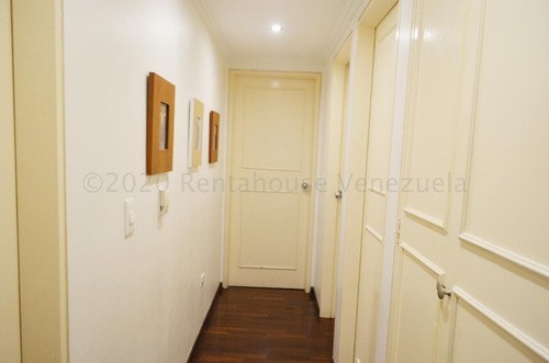 Ms: 25-8836 Se Vende Amplio E Iluminado Apartamento En Planta Baja, En Los Samanes. A=230m2, 3h, 3b, 3p.