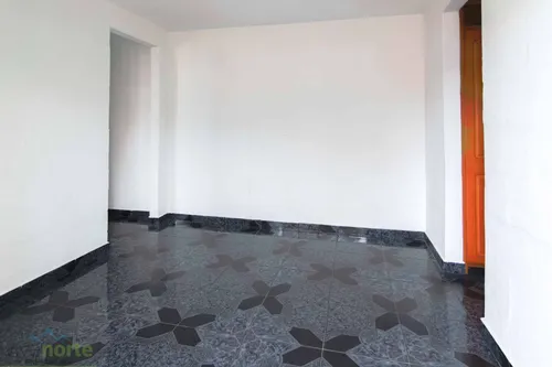 Casa En Venta En Casa De Dos Niveles Estacion Primera. Cod V12850