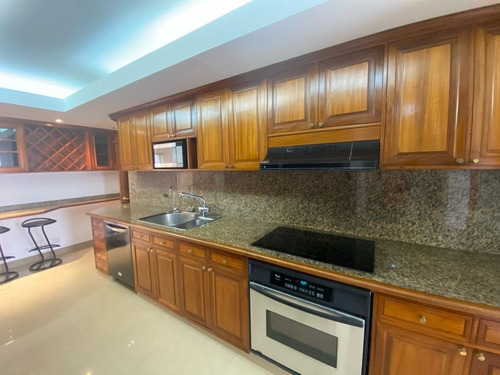 Imagen 4 de 11 de Se Vende Apto 255m2 3h+s/3.5b+s/3p Lomas De San Román