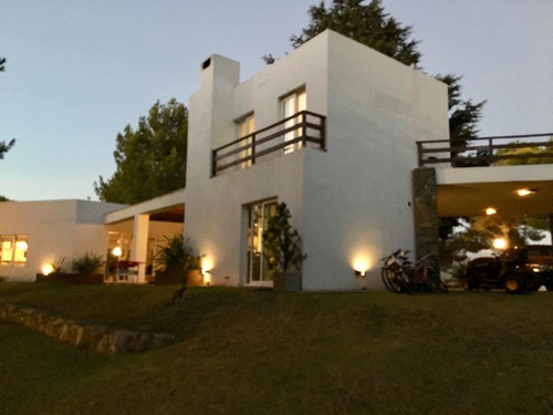 Hermosa Casa En La Cumbre 