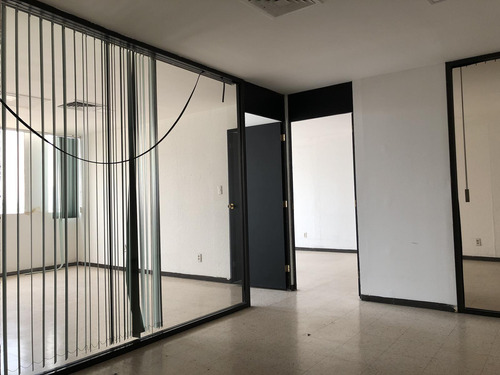 Oficina En Renta - Rio Rhin Piso 8 - 192 M2