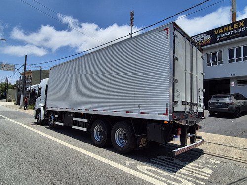 Vw 30330 2023 Baú Frigorífico Refrigerado Bitruck 4 Eixos