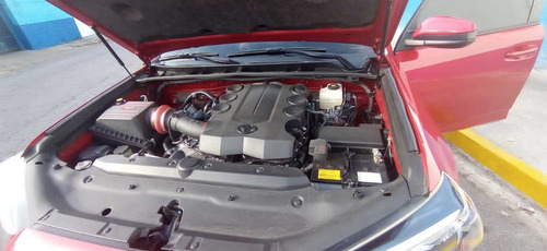 Imagen 5 de 16 de Toyota Runner Sr5