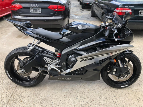 Yamaha R6