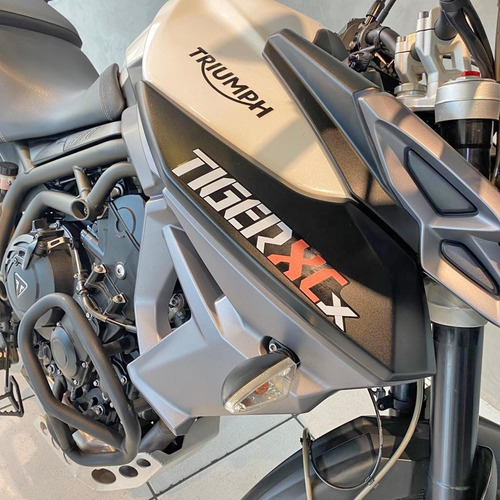 Imagem 9 de 11 de Triumph Tiger 800 Xcx