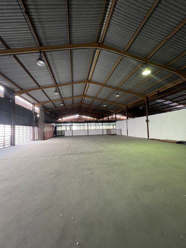 Galpón En Venta En Guaicay (las Minas De Baruta) 3499 Mts2