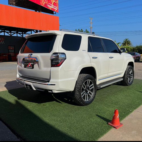 Toyota 4runner Limited 4x4