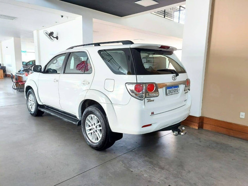 Toyota Hilux Sw4 3.0 Srv 4x4 7 Lugares 16v Turbo