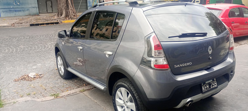 Renault Sandero Stepway 1.6 Luxe