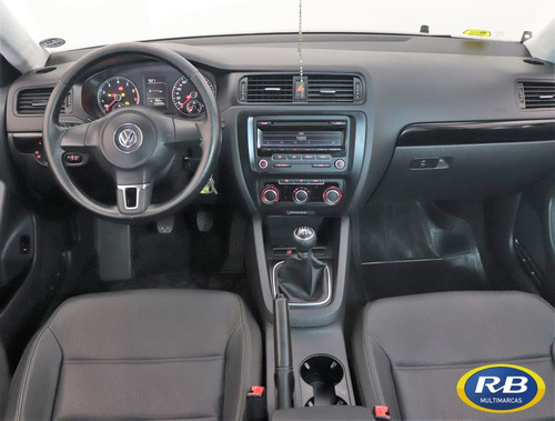 Imagem 7 de 10 de Volkswagen Jetta Comfortline 2.0 2011/2012