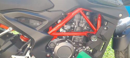 Imagen 14 de 15 de Benelli Tnt