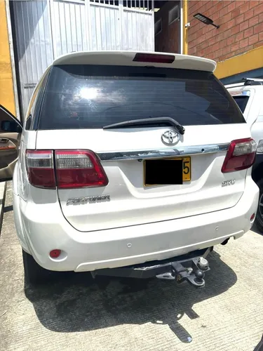 Toyota Fortuner 3.0 Sr5