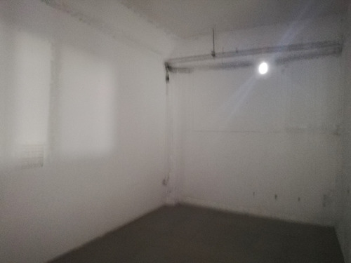 Imagen 10 de 17 de Planta Industrial En Zona Industrial Cloris. Ndd