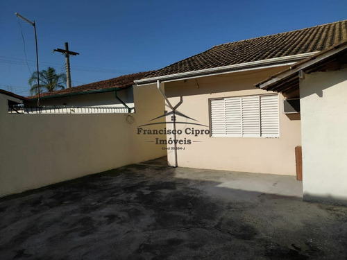Imagem 13 de 17 de Casa À Venda No Bairro Beira Rio - Guaratinguetá/sp - Cs504