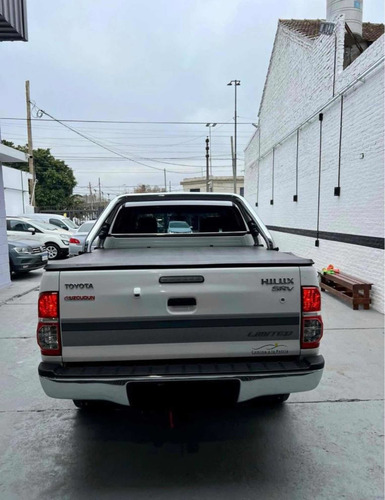 Imagen 11 de 20 de Toyota Hilux 2014 3.0 Cd Srv Limited 171cv 4x4 5at