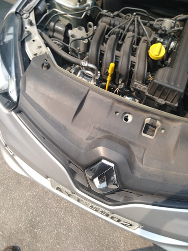 Imagem 9 de 10 de Renault Clio 1.0 16v Expression Hi-power 5p