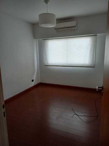 Imagen 8 de 12 de Departamento En Venta En Flores