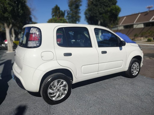 Imagem 4 de 9 de Fiat Uno Attractive 1.0 Fire Flex 8v 5p