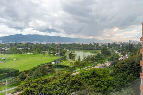 Apartamento En Arriendo En Club Los Lagartos. Cod A19936