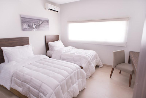 Departamento En Venta, 2 Recámaras, Nivel 10 4, Av. Bonampak, Cancún