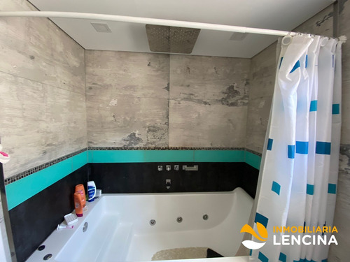 Imagen 17 de 20 de Casa En Venta 4 Dormitorios Mas Departamento 2 Dormitorios - Santa Rita