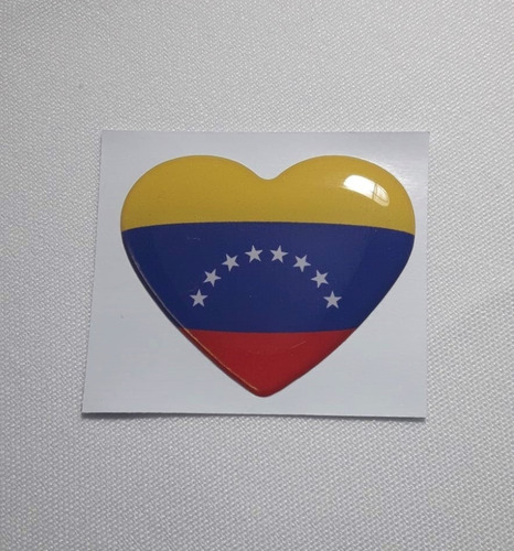 Sticker Resinado Bandera Venezuela Corazón 40x47mm X2 Unid